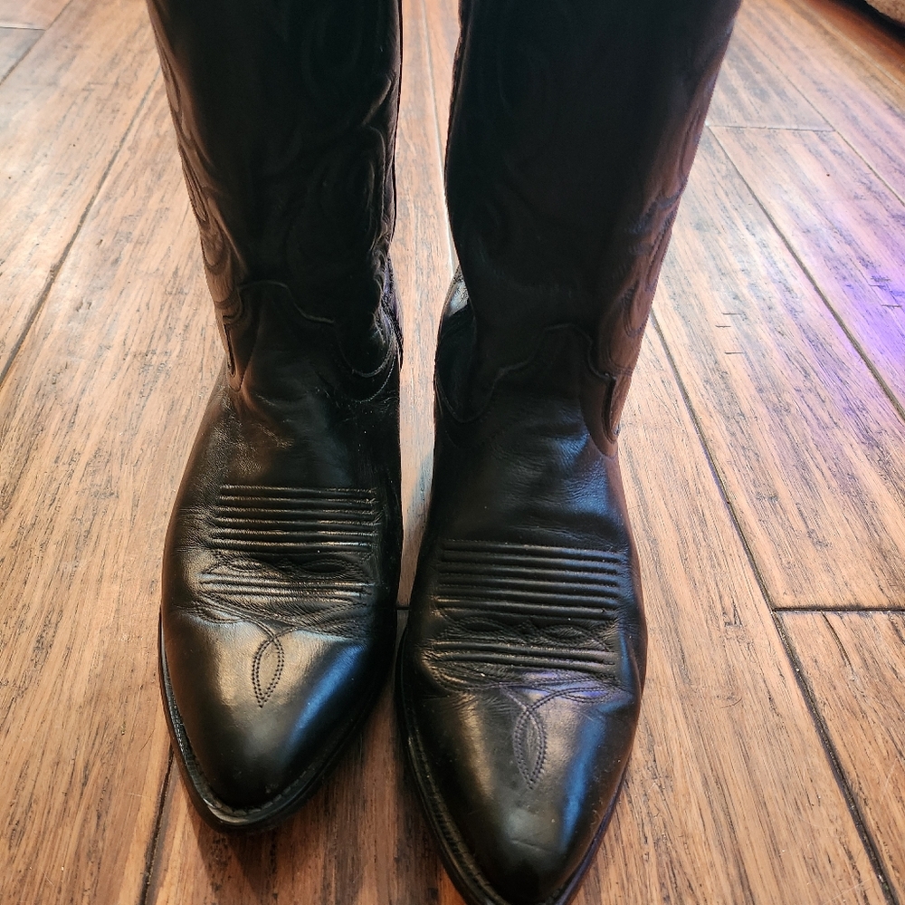 Black Loredo size 9EE Cowboy Boots